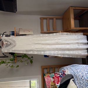 Sundance wedding dress